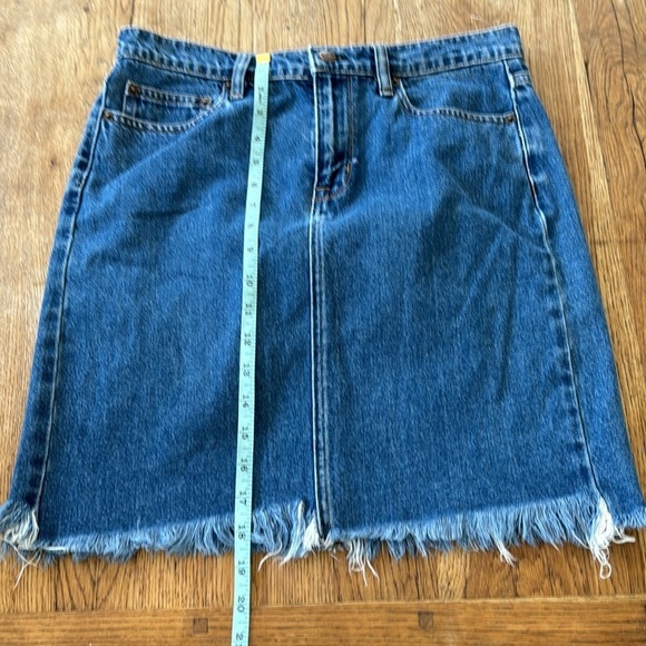 J. CREW Raw Hem Denim / Jean Skirt - Picture 3 of 7